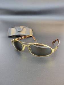 lot 483 image: FENDI Sunglasses - Style FS 303 Bullion Tortoise Shell