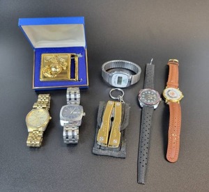 lot 484 image: Lot of (5) Mens Watches, Mini Multi-Tool, and Goldtone Marines Belt Buckle