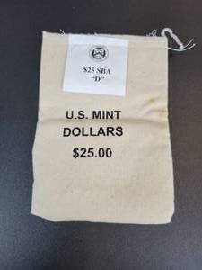 lot 474 image: (25) Susan B. Anthony 1999 US Dollar Coins - Sealed in US Treasury Canvas Bag