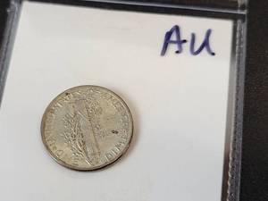 lot 440 image: 1943 Mercury US Dime - 90% Silver - Graded AU