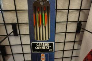 lot 10 image: Pack of 6 Easton Carbon CONNEKT 28 Youth Carbon Arrows
