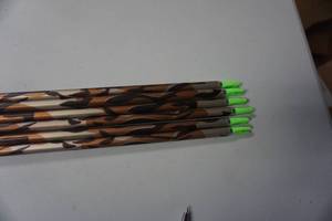 lot 25 image: 6 - Easton XX78 Super Slam Super Lite Aluminum Arrows