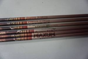 lot 26 image: 6 - Easton Maxxum Quattro Aluminum Arrows