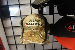 lot 157 image: 3 - Team Hoyt Hoyt Archery Baseball Caps