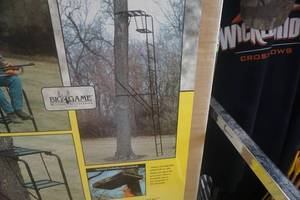 lot 58 image: Big Game Deer Stands Model CR3800 Stealth 15 Ladder Stand