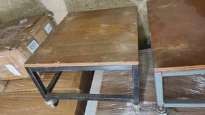 lot 39 image: Smaller Rolling shin level moving cart BR