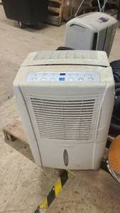 lot 40 image: 2x Dehumidifiers BR