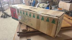 lot 47 image: Small Christmas Tree BR