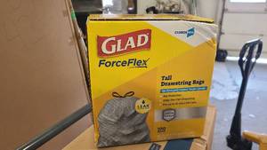 lot 105 image: Glad Brand box of Trash Bags