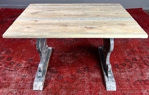 PIKKA DESIGN Reclaimed Pine Solid Wood Dining Table - Raw Hand Shaved Finish
