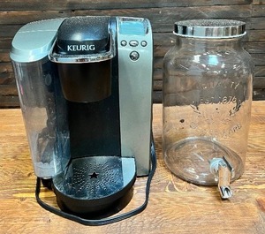 Keurig Coffee Maker and Glass Beverage Dispenser