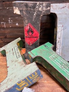 Reclaimed Metal I Letters  Risers