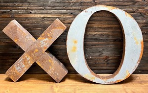 Hugs and Kisses Dimensional Decor Rusted Letters