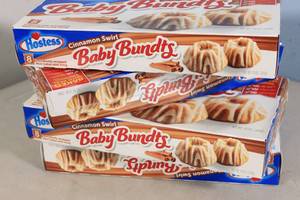lot 24 image: 4ct Hostess Cinnamon Baby Bundts 8-Pack
