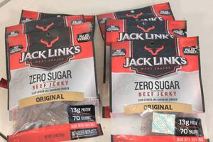 lot 95 image: 6ct Jack Links Zero Sugar Beef Jerky Original Flavor