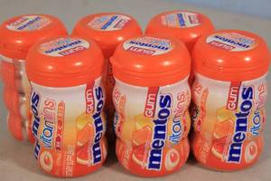 lot 161 image: 6ct Mentos Gum Vitamins Dietary Supplement Citrus Flavor