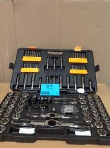 GEARWRENCH SAEMetric Ratcheting Tap and Die Set (114-Piece)   Customer Returns See Pictures