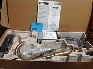 Moen Align Single-Dandle Smart Smartless Pull Down Sprayer Kitchen with Voice Control and Power Clean in Brushed Gold Customer Returns See Pictures