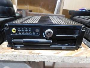 lot 67 image: REI 2 Camera Security System with SD card DVR