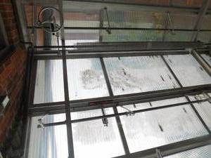 lot 1A image: Heavy Duty Walk in Greenhouse