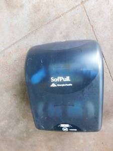 lot 43 image: (5) Georgia Pacific Paper Towel Dispensers