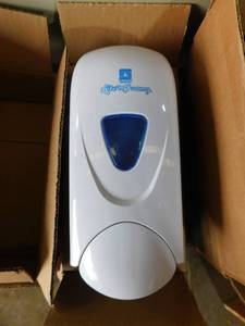 lot 107 image: (10) Lite n Foamy Foam Dispenser by Spartan