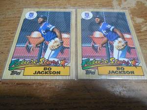 lot 90 image: (2) 1987 Topps Bo Jackson Rookie Cards #170