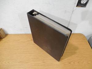 lot 206 image: Album Full Of 1980s & 90s Baseball Inserts & More LK