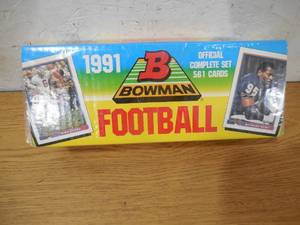 lot 195 image: 1991 Bowman Football Factory Sealed Set