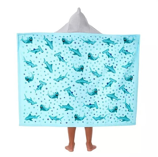 lot 467 image: NEW Members Mark Kids Hooded Beach Towel with Hand Pockets - Shark