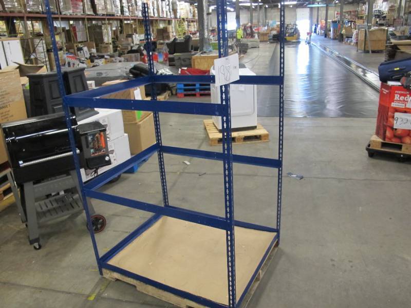 lot 405 image: Adjustable Blue Metal Frame Built to Fit Onto Pallets - Perfect for Projects