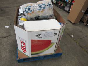 lot 403 image: Pallet of Store Overstock Store and Ecommerce Product and Returns