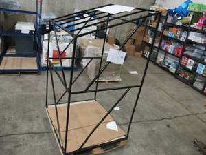 lot 409 image: Welded Metal Frame Built Fit Onto Pallets - Perfect for Projects
