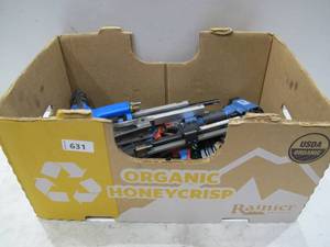 lot 631 image: Lot of USED AS-IS Power Tools - 9 Staplers