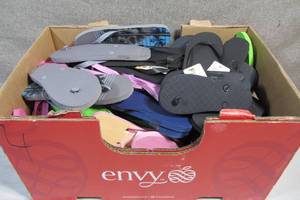 Big Apple Box of Flip Flops Mens Womens Kids
