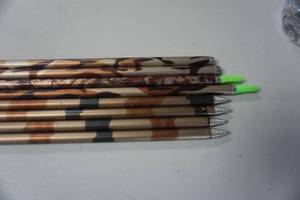 lot 72 image: 8 - Assorted Easton XX75 2315 Aluminum Arrows