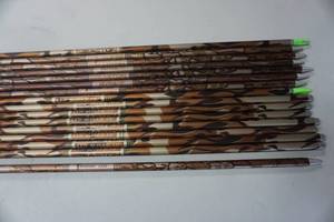 lot 78 image: 16 - Easton XX75 Super Slam 2312 Aluminum Arrows