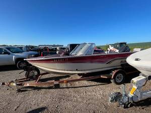 1996 Alumacraft Trophy Boat