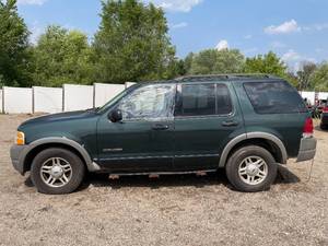 2002 Ford Explorer XLS - 4X4 - 1 OWNER