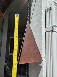lot 38 image: Triangle Iron Windchime