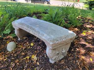 lot 104 image: Concrete Garden Bench