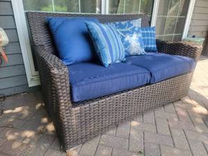 lot 16 image: All-Season Wicker Patio Loveseat