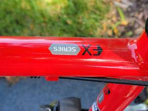 lot 76 image: Trek Series FX Series 7.1 Hybrid Bike
