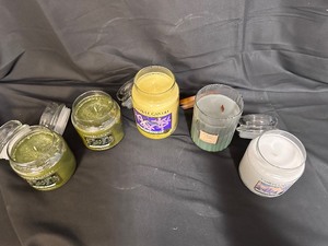 lot 53 image: Yankee Candles and Wood Lights