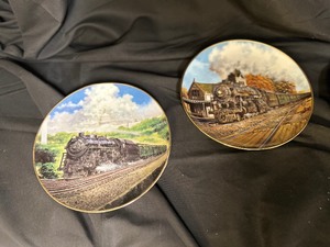 lot 59 image: Set of 4 Artaffects Train Plates