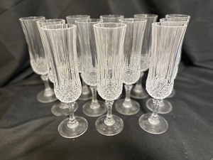lot 65 image: Set of 12 Crystal Champagne Flutes