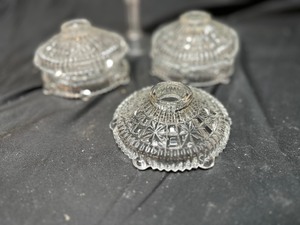 lot 216 image: Set of 5 Vintage Anchor Hocking Domed Clear Glass Candle Holders and Vintage Vase