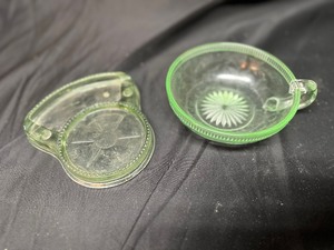 lot 278 image: Jeannette Glass Cherry Blossom Uranium Glow Glass Ash Tray and Cup