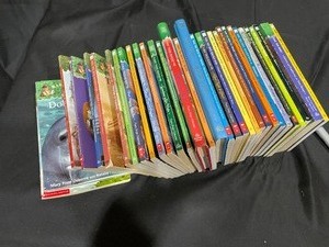 lot 124 image: Collection of Magic Treehouse Books