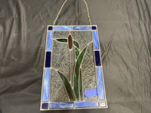 lot 6 image: Stain Glass Art with Cattails and Blue Border